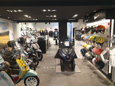 Avventura Scooter à Issy-les-Moulineaux