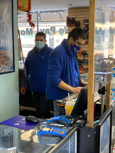 Pawn Shop «Sterling & Knight Jewelry & Pawn», reviews and photos, 109 E St Charles Rd, Villa Park, IL 60181, USA