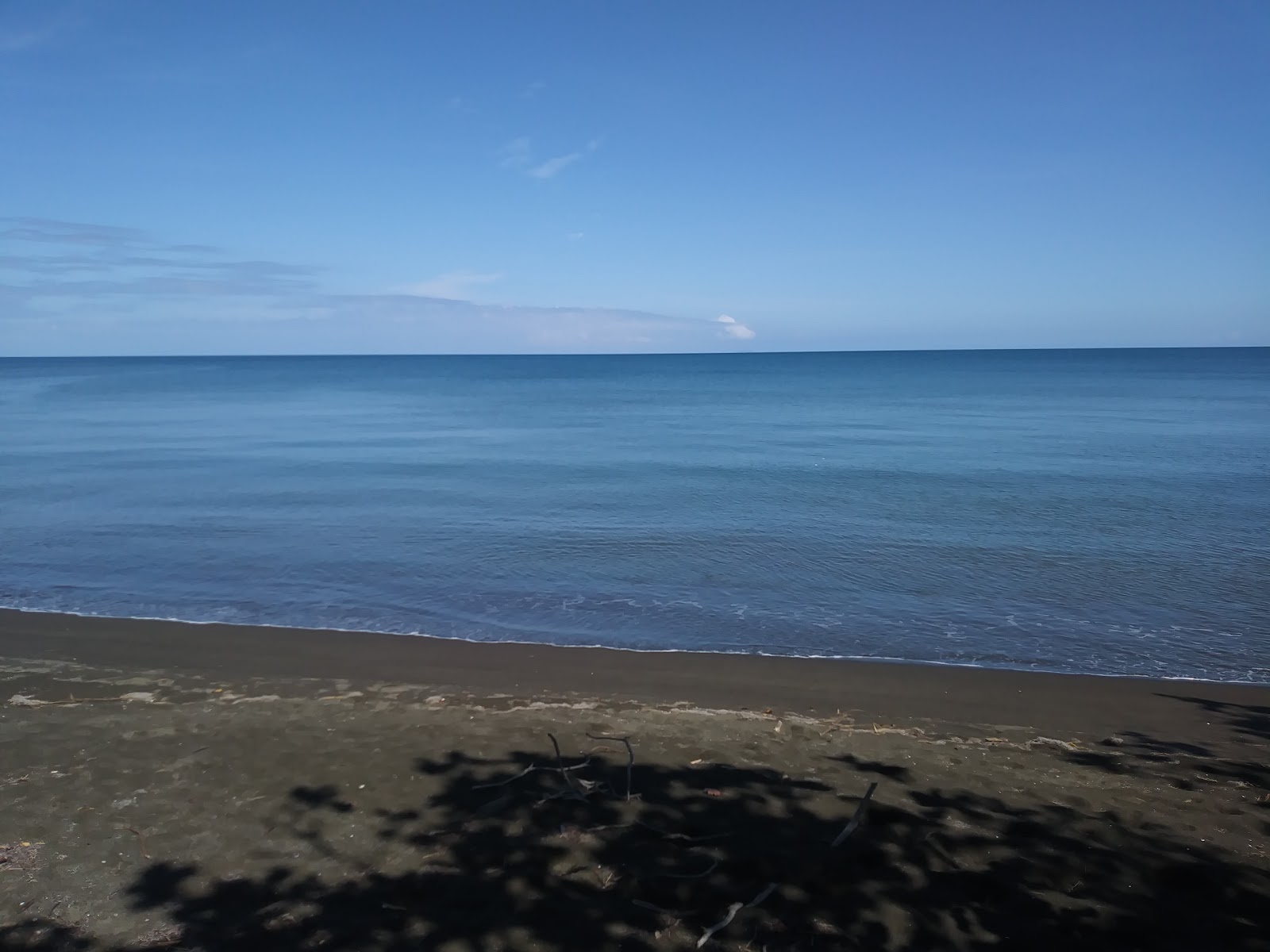 Φωτογραφία του Playa Bramadero με μακρά ευθεία ακτή