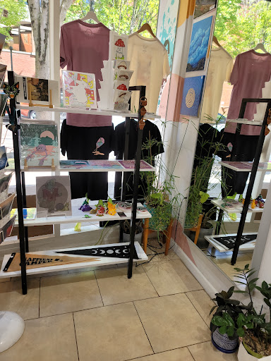 Jeweler «Pinky Jewelry», reviews and photos, 1015 NW 23rd Ave, Portland, OR 97210, USA