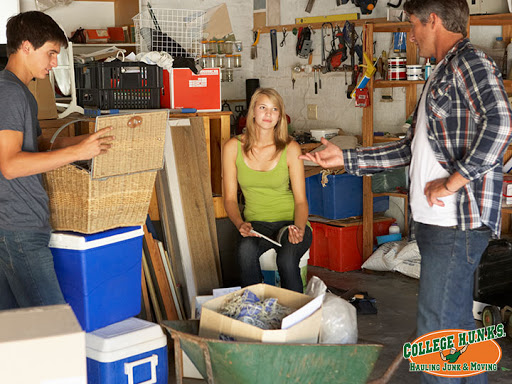 Moving Company «College Hunks Hauling Junk and Moving», reviews and photos, 156 West End Ave, Knoxville, TN 37934, USA