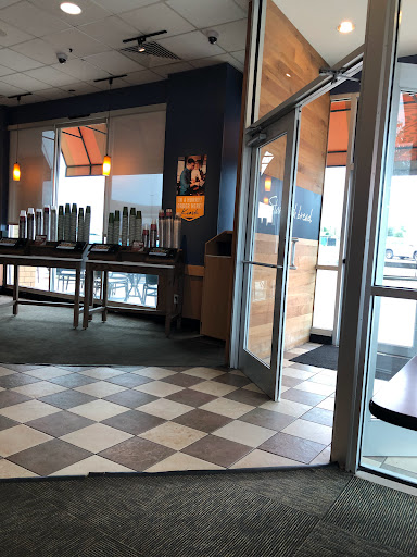 Panera Bread, 1421 SW Wanamaker Rd, Topeka, KS 66604, USA, 