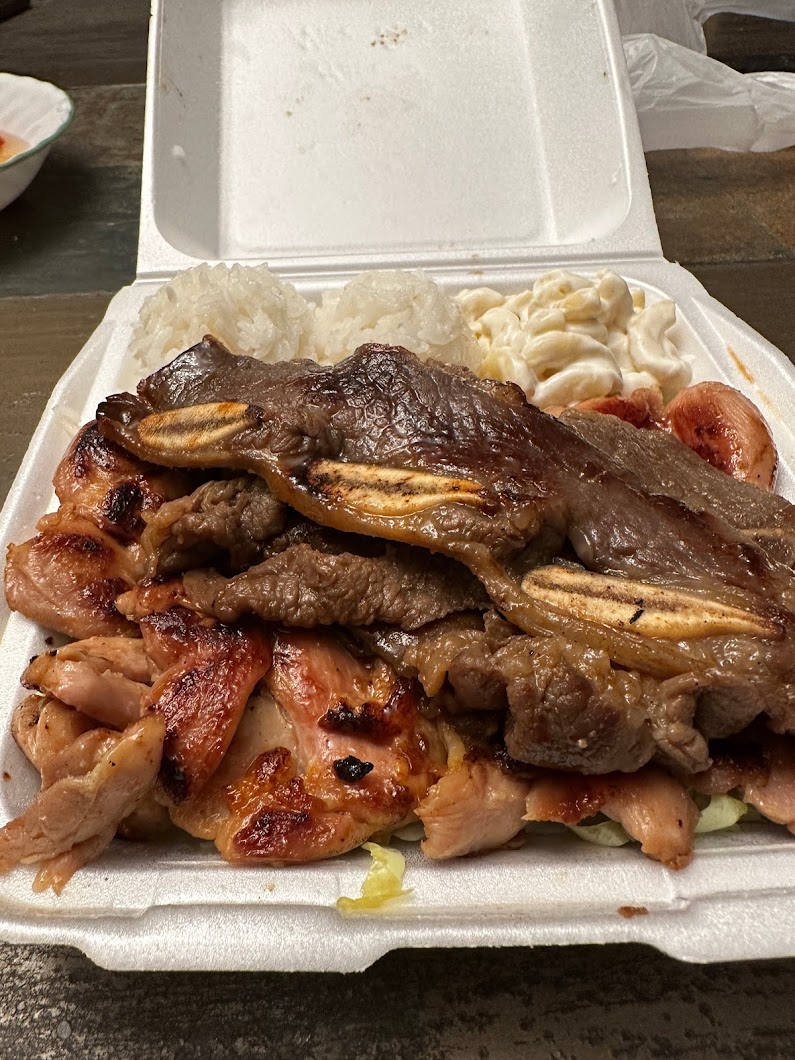 L&L Hawaiian Barbecue