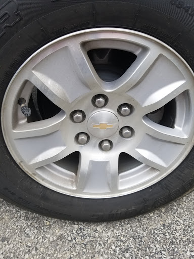 Car Wash «Expressway 55 Car Wash», reviews and photos, 800 Motor Pkwy, Brentwood, NY 11717, USA