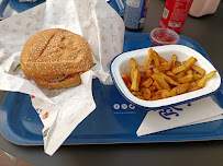 Plats et boissons du Restaurant de hamburgers Les Burgers de Papa à Roques - n°5