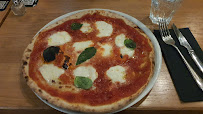 Pizza du Restaurant TRIBECA Cosmopolitan Bistro à Annecy - n°9