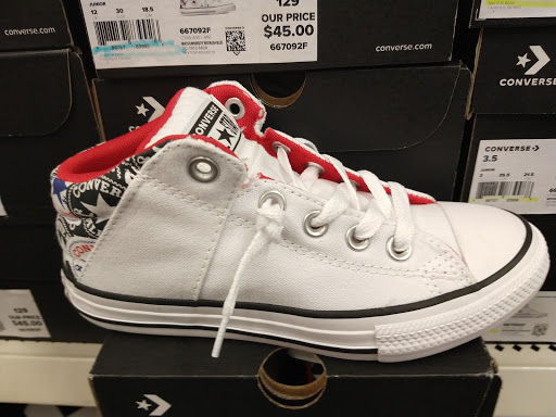 Shoe Store «Shoe Carnival», reviews and photos, 7111 W Alameda Ave, Lakewood, CO 80226, USA