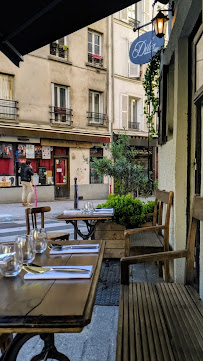 Atmosphère du Restaurant Dilia à Paris - n°10