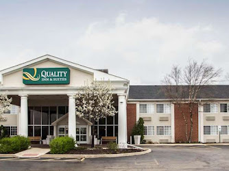 Quality Inn & Suites St Charles -West Chicago