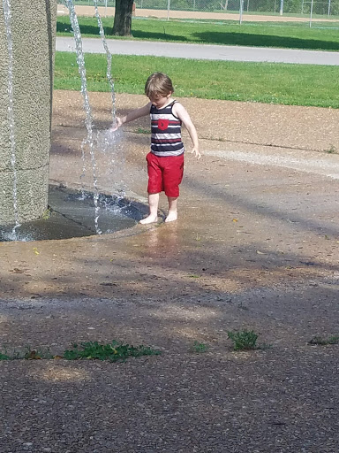 Golf Course «Spencer T Olin Golf Course», reviews and photos, 4701 College Ave, Alton, IL 62002, USA