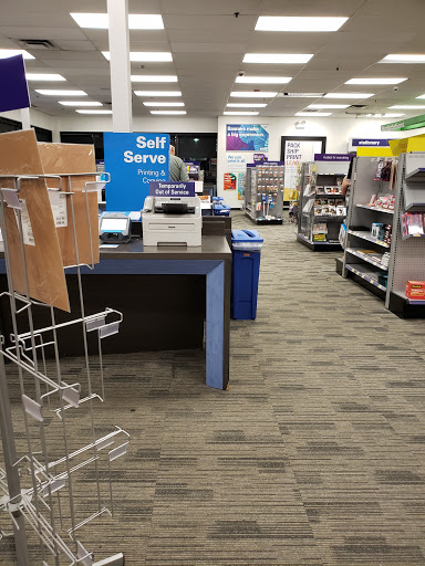 Print Shop «FedEx Office Print & Ship Center», reviews and photos, 4710 95th St, Oak Lawn, IL 60453, USA