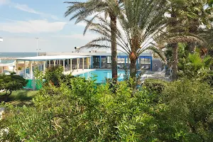 Hotel l'Oasis Gabes image