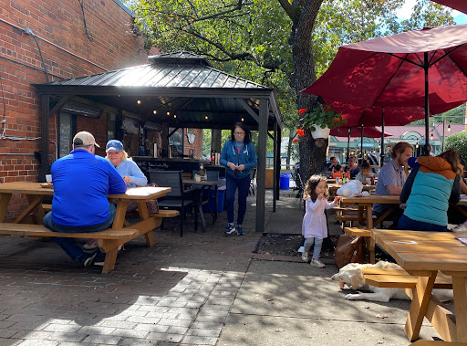 Supermarket «Westover Market», reviews and photos, 5863 Washington Blvd, Arlington, VA 22205, USA