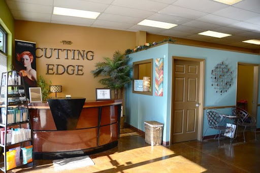 Beauty Salon «The Cutting Edge Salon», reviews and photos, 811 N 12th St, Murray, KY 42071, USA