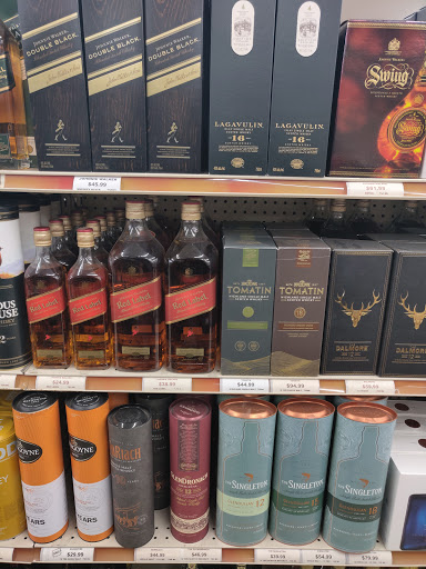 Liquor Store «Algonquin Tobacco & Liquor», reviews and photos, 1117 S Main St, Algonquin, IL 60102, USA