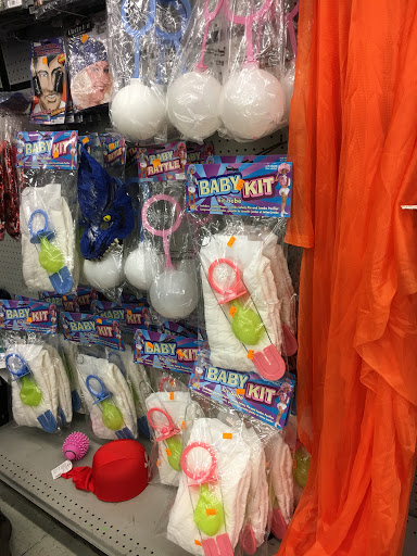 Thrift Store «Goodwill Boulder», reviews and photos, 2486 Baseline Rd, Boulder, CO 80305, USA