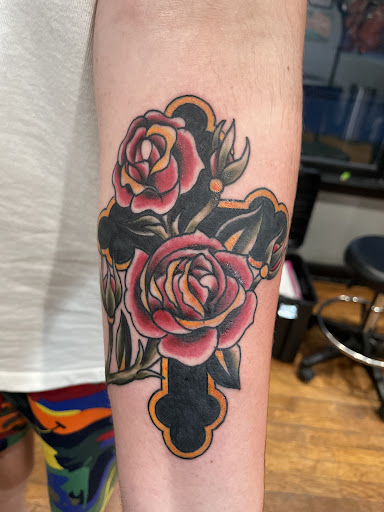 Tattoo Shop «29 Palms Tattoo», reviews and photos, 506 Manatee Ave E, Bradenton, FL 34208, USA