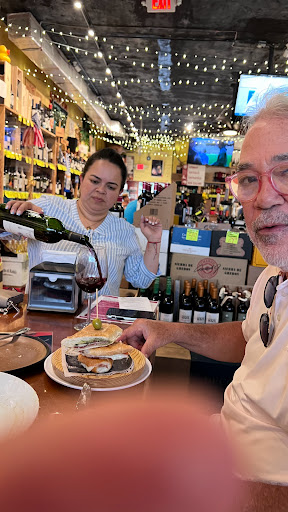 Wine Store «Happy Wine Calle Ocho», reviews and photos, 5792 SW 8th St, Miami, FL 33144, USA