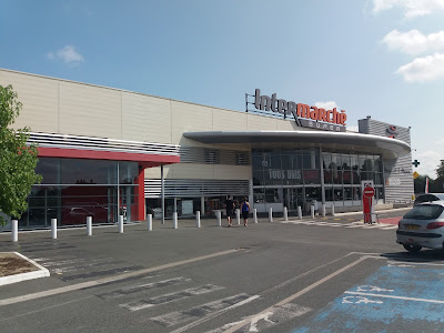 Intermarché station-service Mauzé-Sur-Le Mignon à Mauzé-sur-le-Mignon