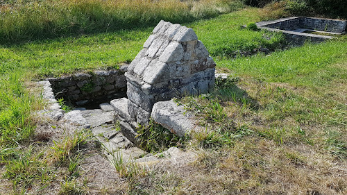 Fontaine de Beuzec à Plomeur
