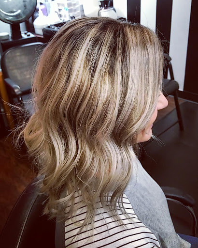 Facial Spa «Mystique Hair Salon», reviews and photos, 2244 W Main St, Norman, OK 73069, USA