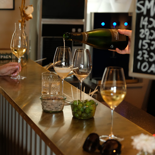 Tirage Champagne Bar in København V, Frederiksberg