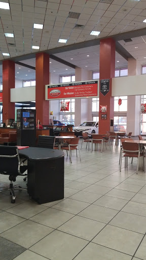 Toyota Dealer «Central Florida Toyota», reviews and photos, 11020 S Orange Blossom Trail, Orlando, FL 32837, USA