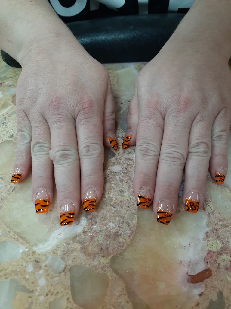 Pretty Nails 64801
