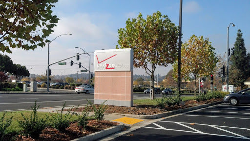 Cell Phone Store «Verizon», reviews and photos, 1189 Admiral Callaghan Ln, Vallejo, CA 94591, USA