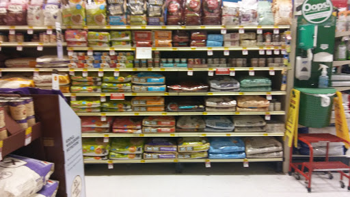Pet Supply Store «PetSmart», reviews and photos, 7574 Voice of America Centre Dr, West Chester Township, OH 45069, USA