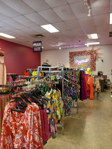 Shopping Mall «Rio Grande Valley Premium Outlets», reviews and photos, 5001 E Expy 83, Mercedes, TX 78570, USA