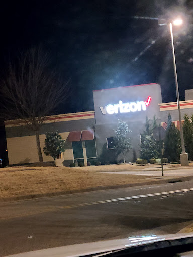 Cell Phone Store «Verizon», reviews and photos, 7723 Rogers Ave, Fort Smith, AR 72903, USA