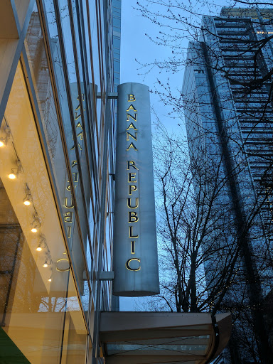 Clothing Store «Banana Republic», reviews and photos, 710 SW Yamhill St, Portland, OR 97205, USA