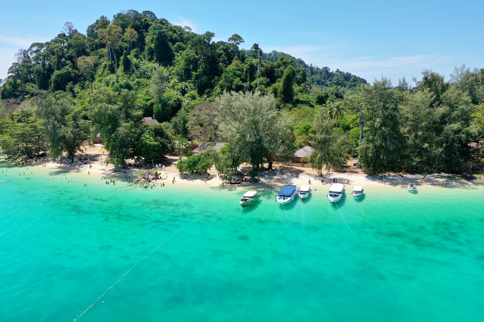 Foto von Koh Kradan Beach mit weißer sand Oberfläche
