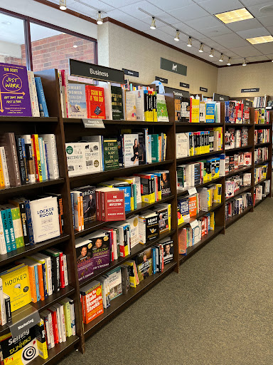 Book Store «Barnes & Noble», reviews and photos, 5405 Touhy Ave, Skokie, IL 60077, USA