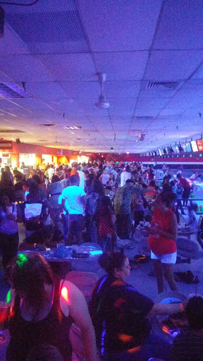 Bowling Alley «Brunswick Zone Harbour Lanes», reviews and photos, 1099 N Wickham Rd, Melbourne, FL 32935, USA