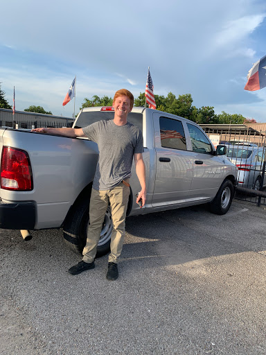 Used Car Dealer «Motors On Wheels», reviews and photos, 3909 Waldo St, Houston, TX 77063, USA