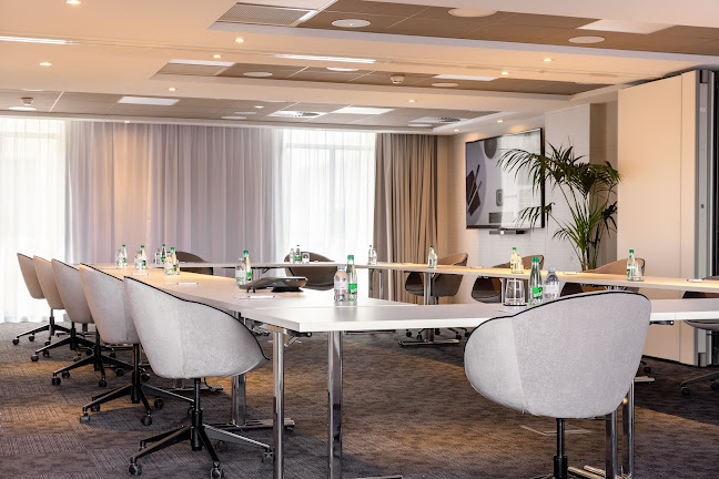 1 Pl. Anatole France, 37000 Tours