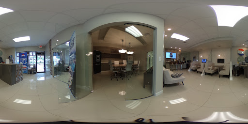 Real Estate Agency «RE/MAX House of Real Estate», reviews and photos, 1201 N Federal Hwy #2c, Fort Lauderdale, FL 33304, USA