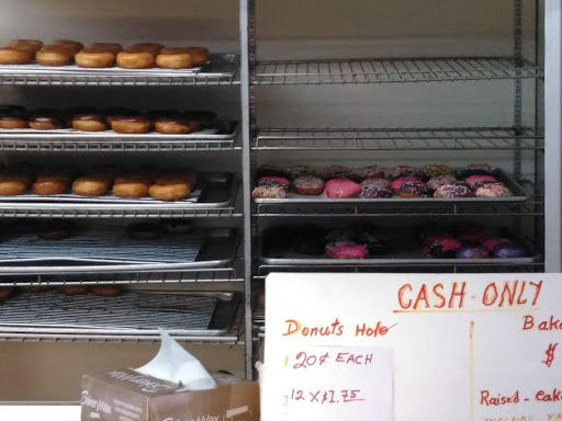 Donut Shop «Donut Wheel», reviews and photos, 2017 First St, Livermore, CA 94550, USA