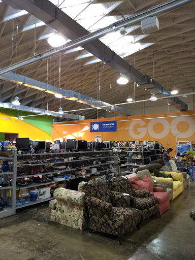 Thrift Store «Goodwill Store and Donation Center», reviews and photos, 3401 Fredericksburg Rd, San Antonio, TX 78201, USA