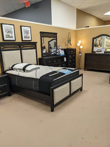 Furniture Store «Raymour & Flanigan Furniture and Mattress Store», reviews and photos, 895 E Gate Blvd, Garden City, NY 11530, USA