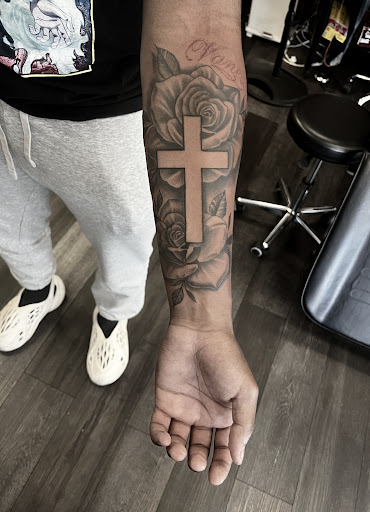 Find tattoo bracelet ideas for your next unique tattoo in Silver City at Independent Ink Tattoo