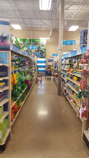 Pet Supply Store «PetSmart», reviews and photos, 4429 Pecanland Mall Dr, Monroe, LA 71203, USA