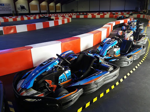 attractions CAP FORM BOWLING KARTING Laval