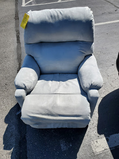 Non-Profit Organization «Goodwill», reviews and photos, 123 Neverland Dr, Lewis Center, OH 43035, USA