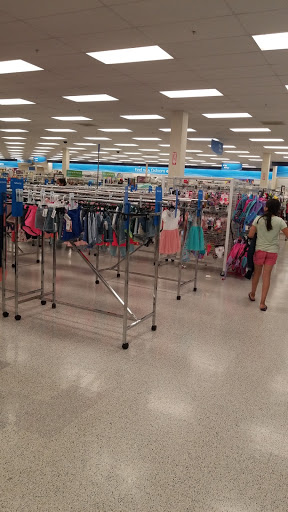 Clothing Store «Ross Dress for Less», reviews and photos, 1388 E Main St, Woodland, CA 95776, USA