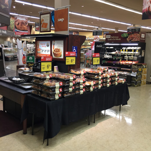 Grocery Store «Safeway», reviews and photos, 7414 Little River Turnpike, Annandale, VA 22003, USA