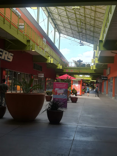 Clothing Store «Under Armour Factory House», reviews and photos, 3939 S Interstate Hwy 35 #650, San Marcos, TX 78666, USA