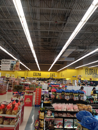 Grocery Store «Fresco y Más», reviews and photos, 1630 W 49th St, Hialeah, FL 33012, USA
